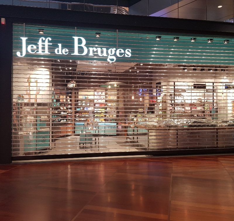 Tablier polycarbonate commerce 6