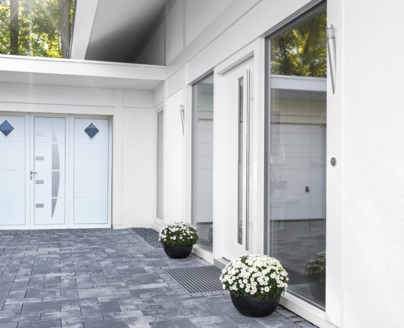 porte de garage battante 1 scaled