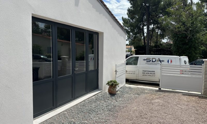 porte de garage battante 4 scaled