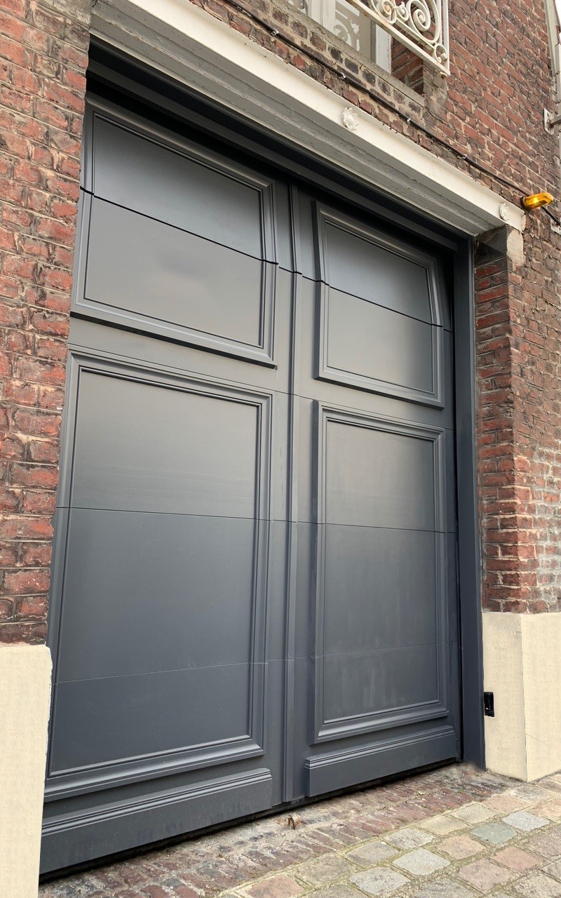 porte de garage bois massif 1