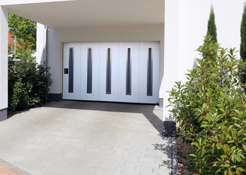 porte de garage laterale design scaled