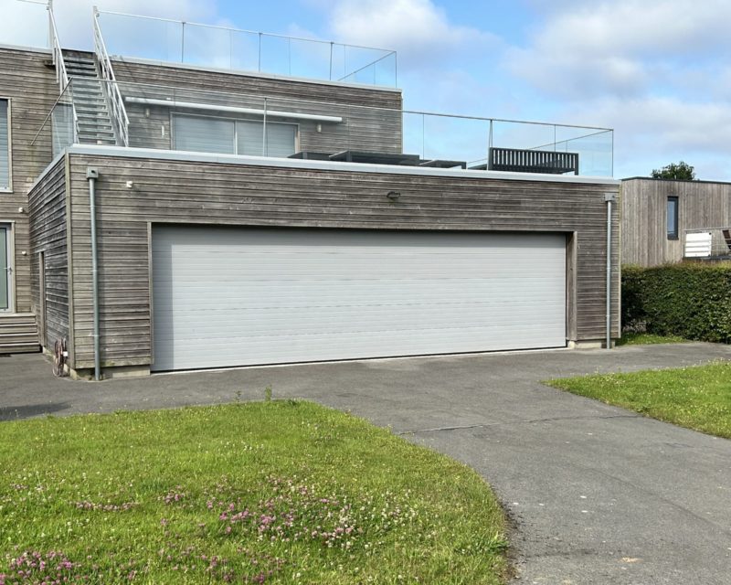 porte de garage sectionnelle sur mesure blanc xxl